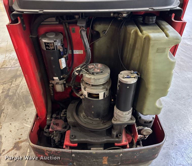 image for item EF1989 2007 Raymond SA-CSR30T order picker