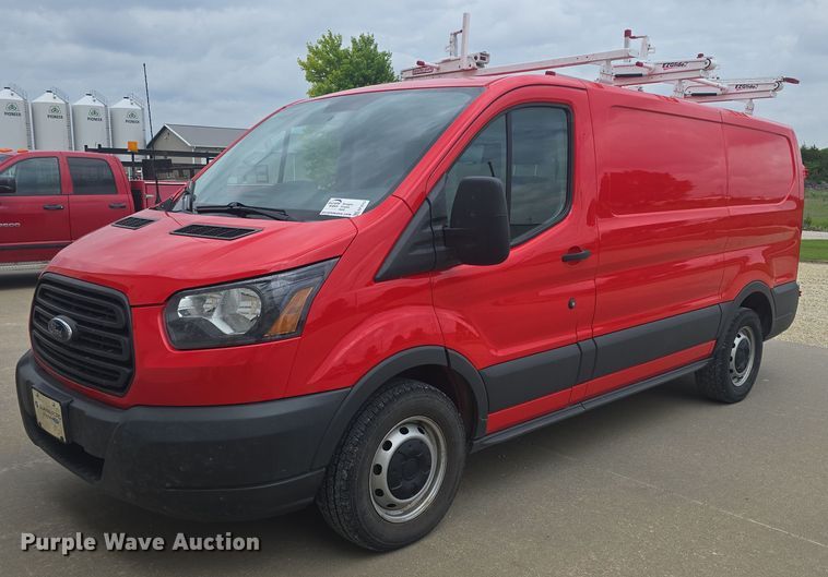 image for item EF3513 2017 Ford Transit 150 van