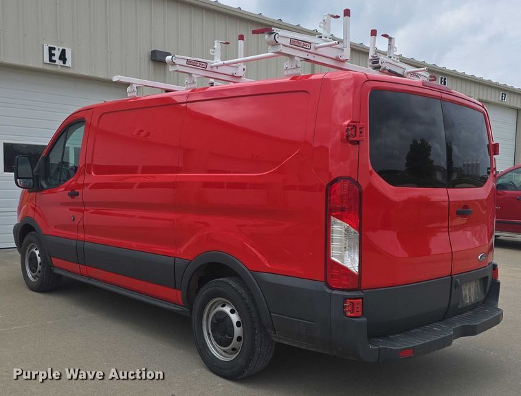 image for item EF3513 2017 Ford Transit 150 van