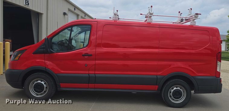 image for item EF3513 2017 Ford Transit 150 van