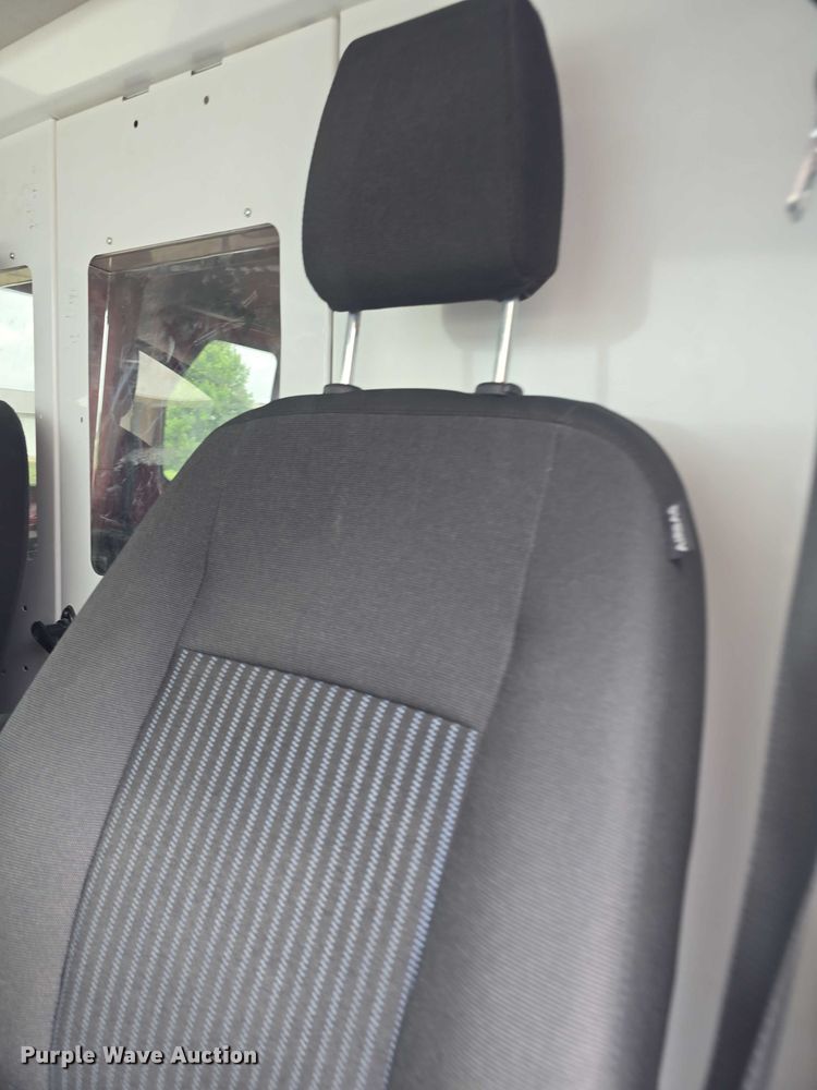 image for item EF3513 2017 Ford Transit 150 van