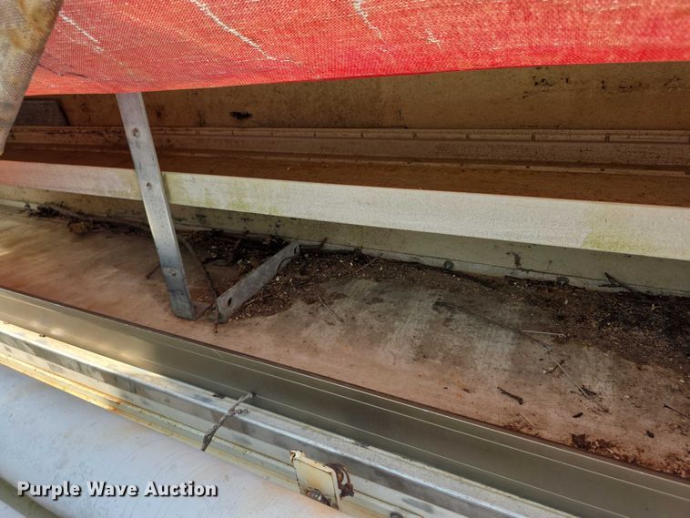 image for item EF3720 1999 International F2674 material handler truck