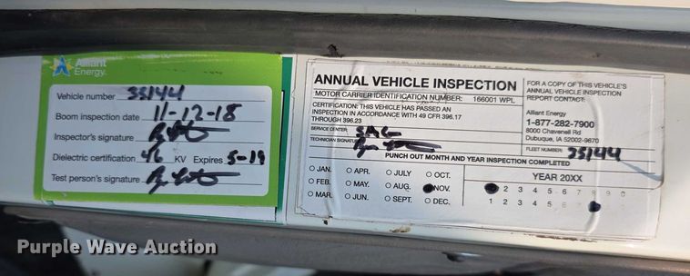 image for item EF3720 1999 International F2674 material handler truck