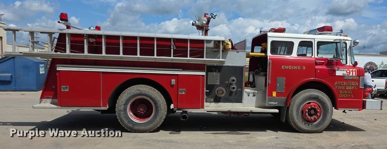 image for item EF3737 1982 Ford 8000 pumper fire truck