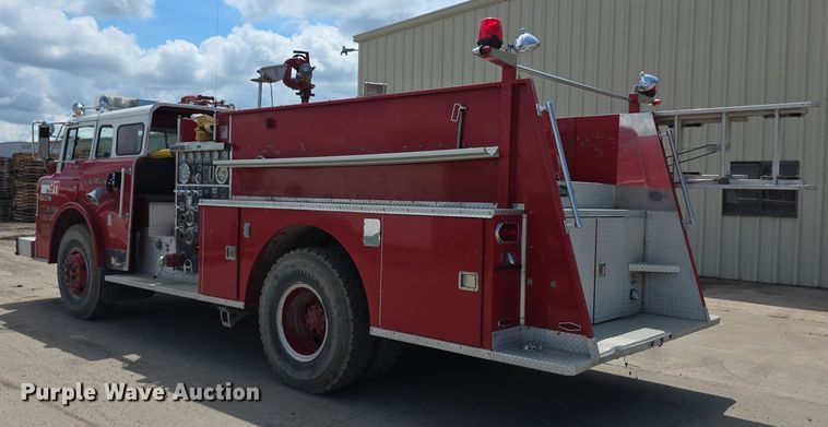 image for item EF3737 1982 Ford 8000 pumper fire truck