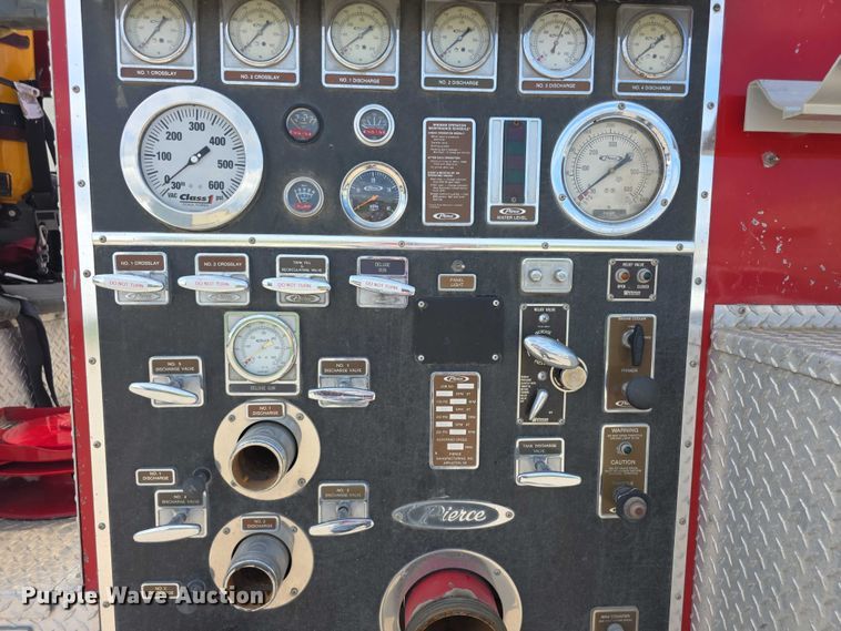 image for item EF3737 1982 Ford 8000 pumper fire truck