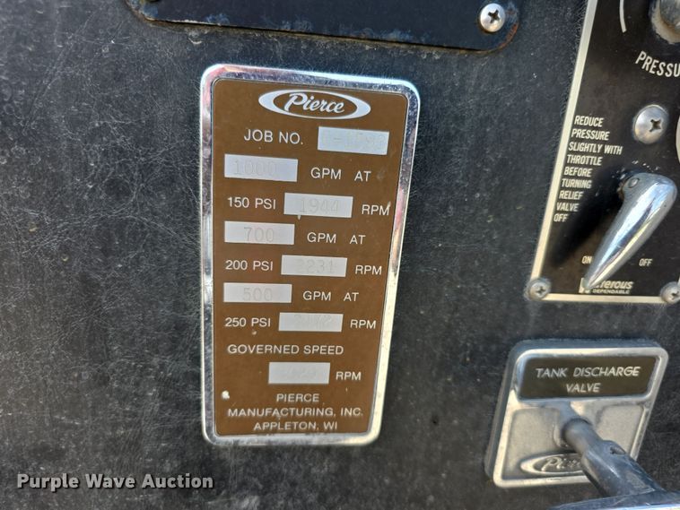 image for item EF3737 1982 Ford 8000 pumper fire truck