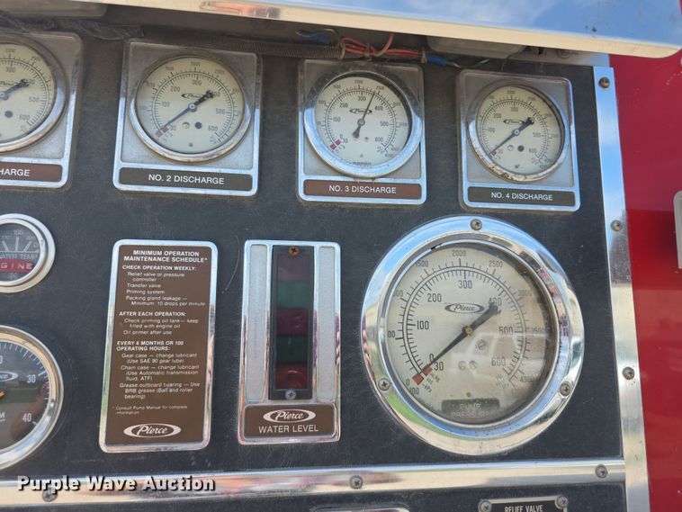 image for item EF3737 1982 Ford 8000 pumper fire truck