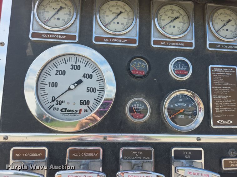 image for item EF3737 1982 Ford 8000 pumper fire truck