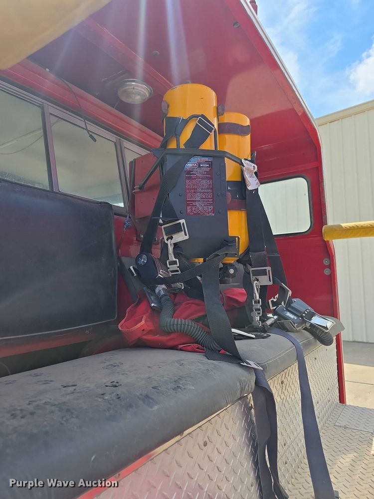 image for item EF3737 1982 Ford 8000 pumper fire truck