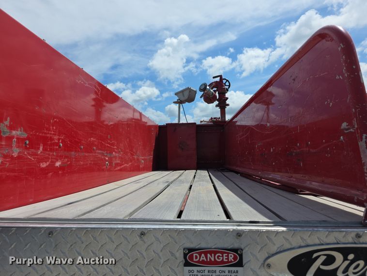 image for item EF3737 1982 Ford 8000 pumper fire truck