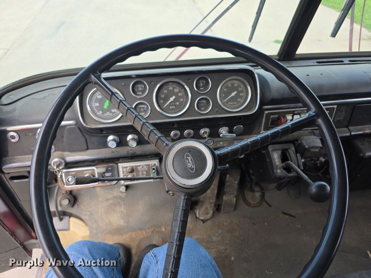 image for item EF3737 1982 Ford 8000 pumper fire truck