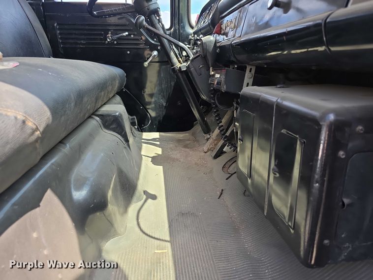 image for item EF3737 1982 Ford 8000 pumper fire truck