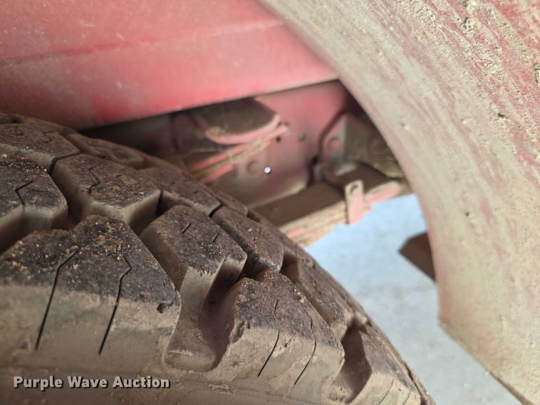 image for item EF3737 1982 Ford 8000 pumper fire truck