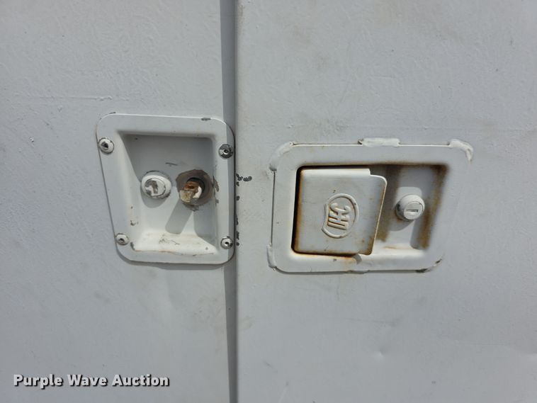 image for item EF3738 1979 Ford 7000 utility / service truck