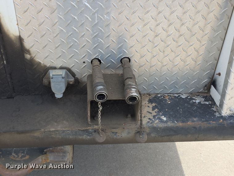 image for item EF3738 1979 Ford 7000 utility / service truck