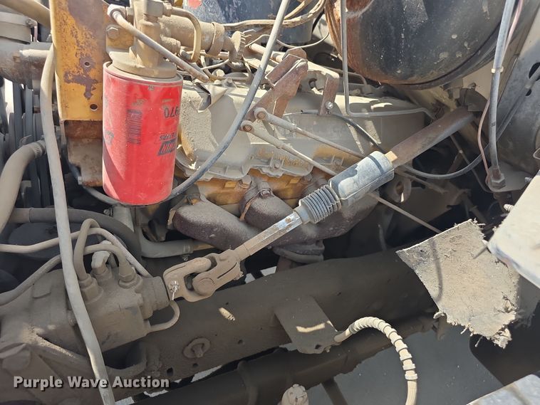 image for item EF3738 1979 Ford 7000 utility / service truck