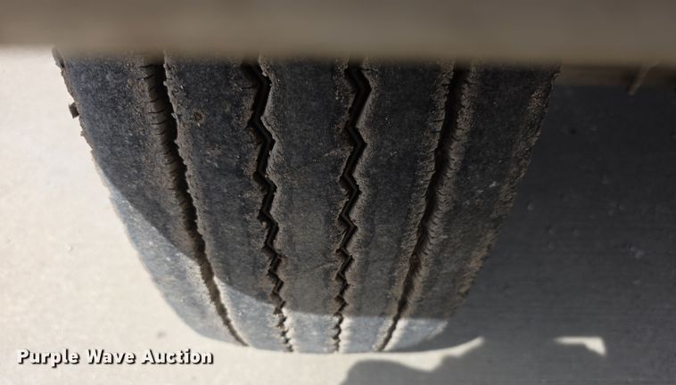 image for item EF3738 1979 Ford 7000 utility / service truck