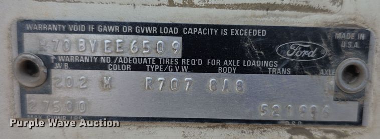 image for item EF3738 1979 Ford 7000 utility / service truck