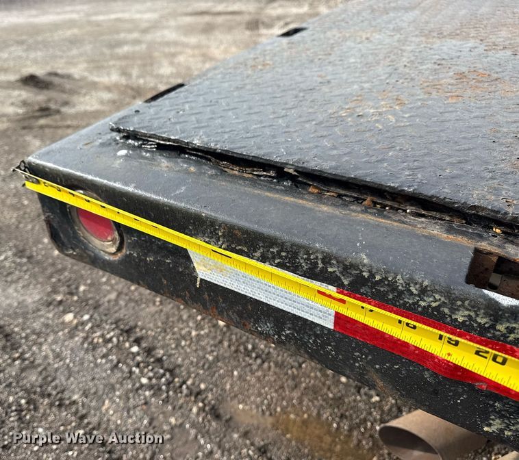 image for item EG6038 2011 Ford F450 Super Duty flatbed truck