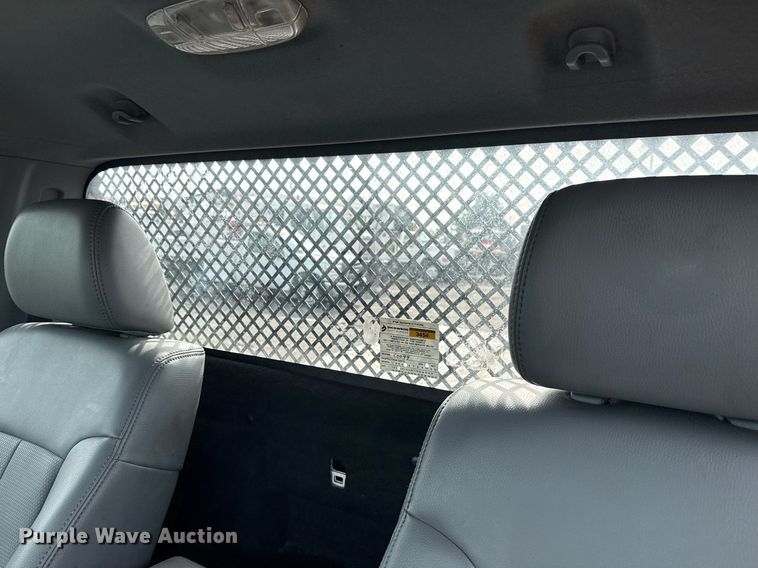 image for item EG6038 2011 Ford F450 Super Duty flatbed truck