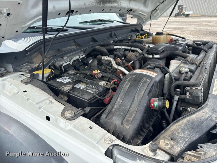 image for item EG6038 2011 Ford F450 Super Duty flatbed truck