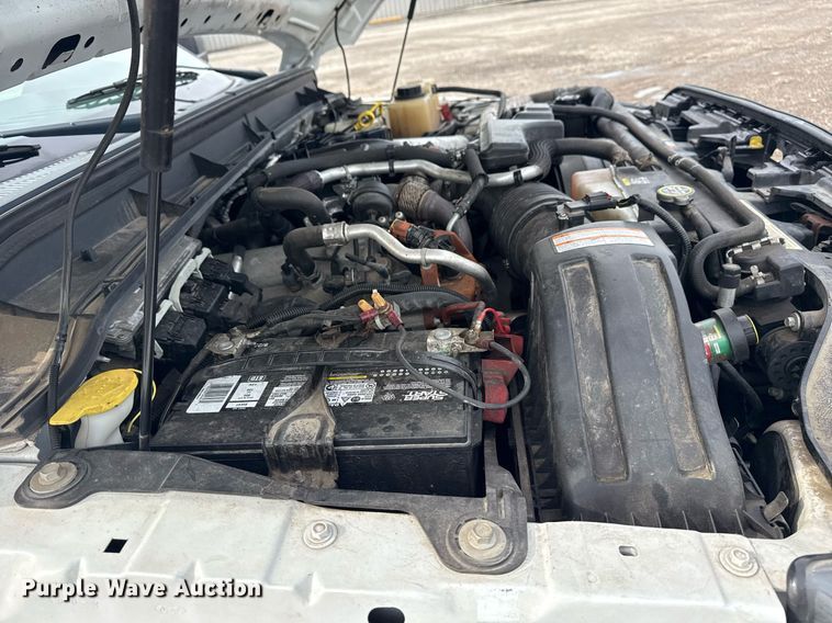 image for item EG6038 2011 Ford F450 Super Duty flatbed truck