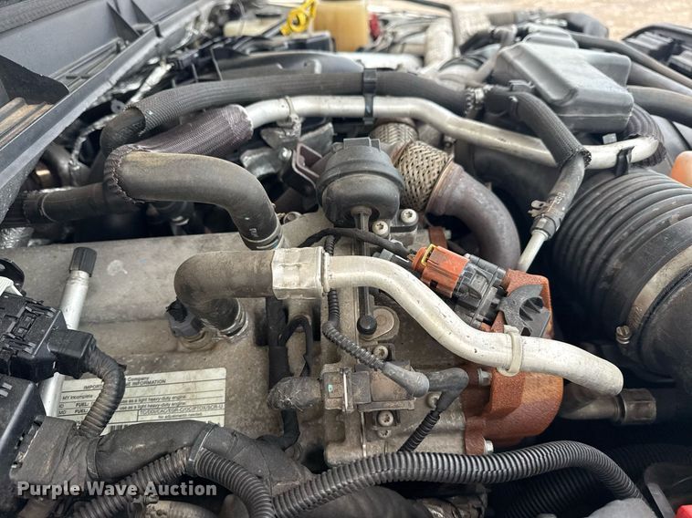 image for item EG6038 2011 Ford F450 Super Duty flatbed truck