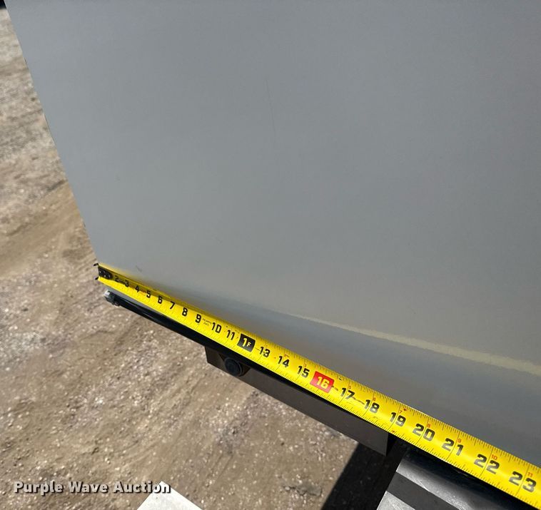 image for item EG6077 2019 Ford E450 Super Duty delivery truck