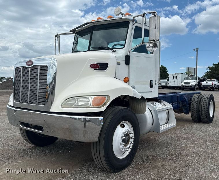 CAMIóN CHASIS 2014 PETERBILT 337