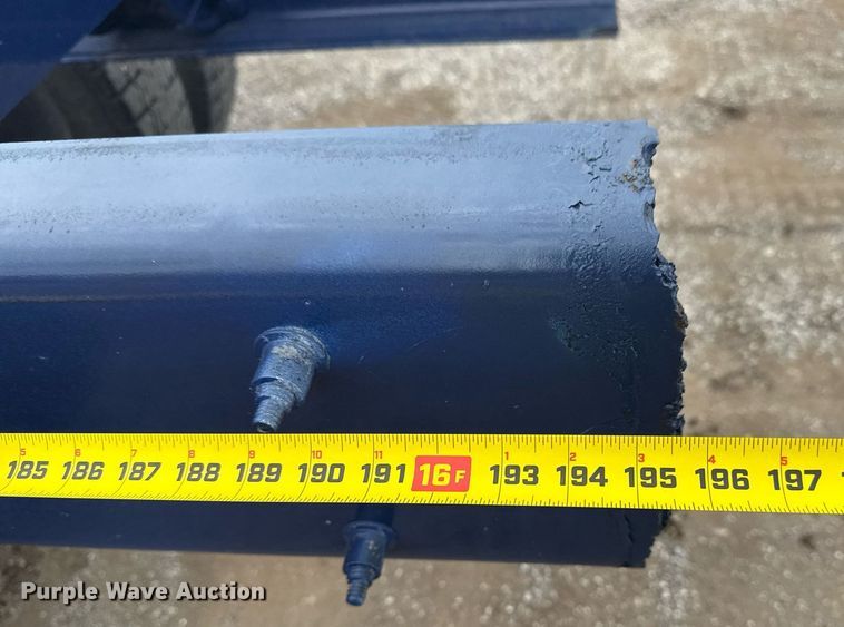 image for item EG6078 2014 Peterbilt 337 truck cab and chassis