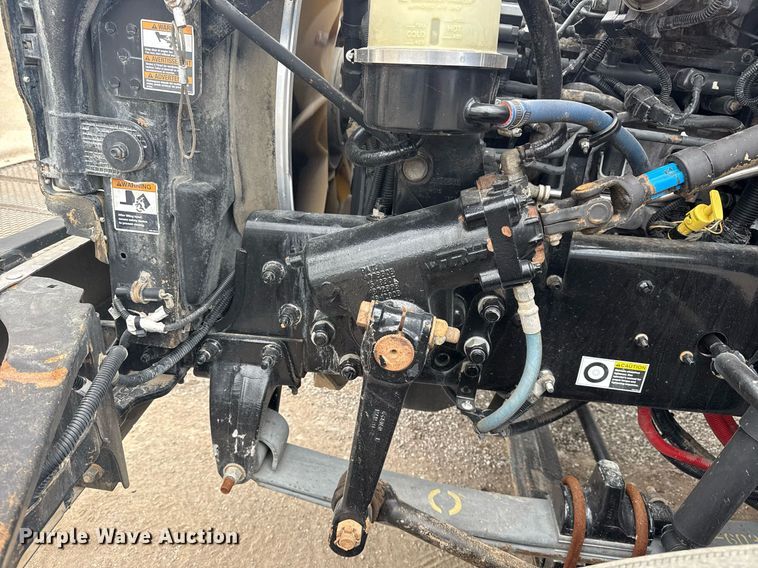 image for item EG6078 2014 Peterbilt 337 truck cab and chassis