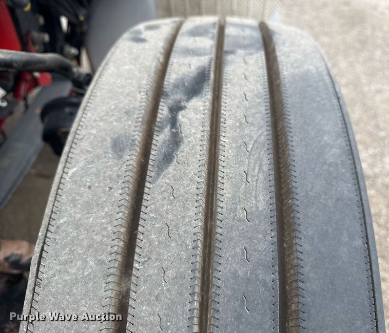 image for item EG6078 2014 Peterbilt 337 truck cab and chassis