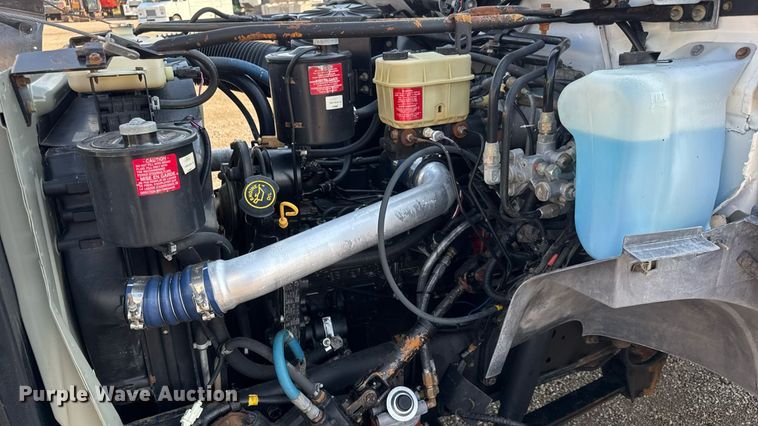 image for item EG6081 1998 Ford F800 box truck