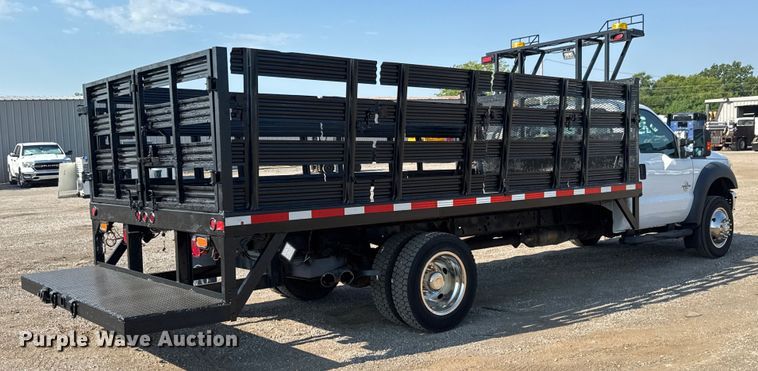image for item EG6083 2016 Ford F550 Super Duty flatbed truck