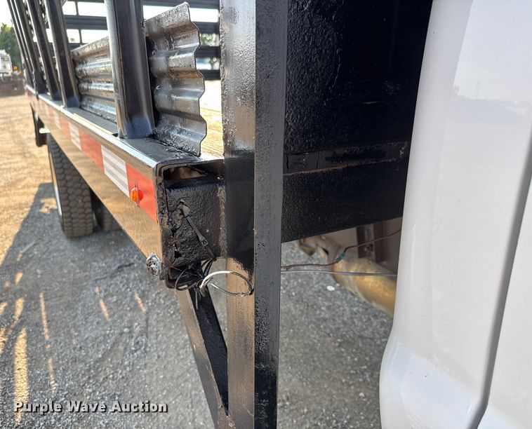 image for item EG6083 2016 Ford F550 Super Duty flatbed truck