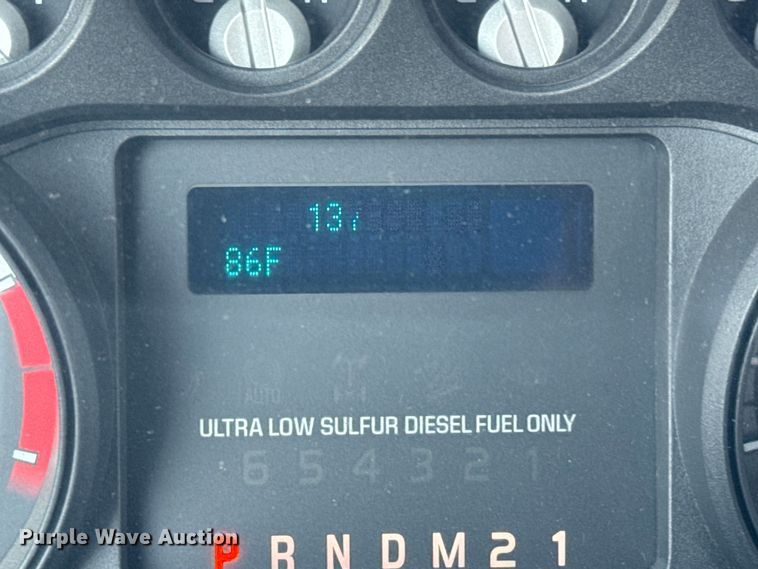 image for item EG6083 2016 Ford F550 Super Duty flatbed truck