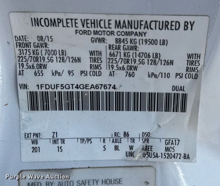 image for item EG6083 2016 Ford F550 Super Duty flatbed truck