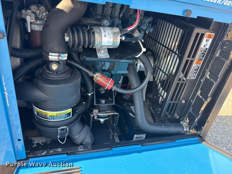 image for item EG6092 2009 Miller Bobcat 250 welder