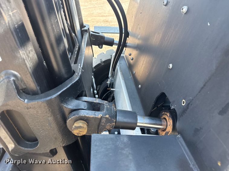 image for item EG6093 2000 Yale GLP050RGNUAE084 forklift