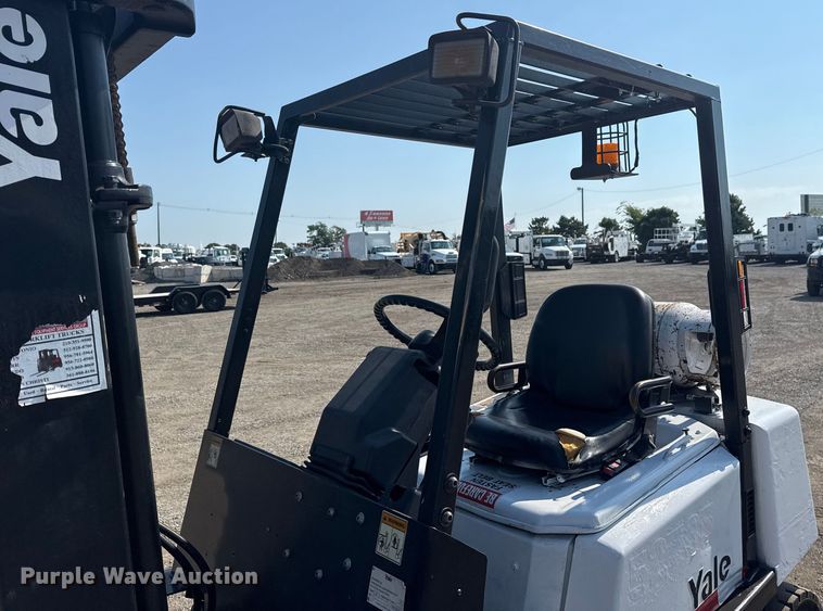 image for item EG6093 2000 Yale GLP050RGNUAE084 forklift