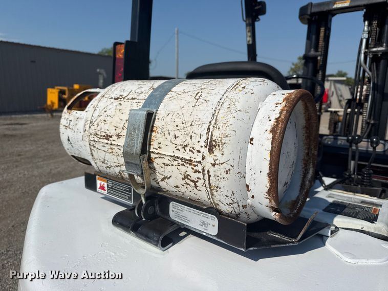 image for item EG6093 2000 Yale GLP050RGNUAE084 forklift