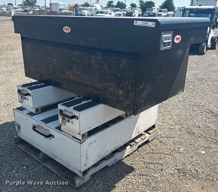 image for item EG6096 (4) toolboxes