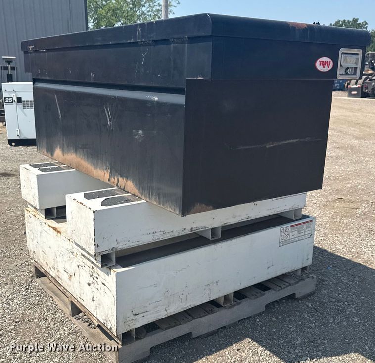 image for item EG6096 (4) toolboxes