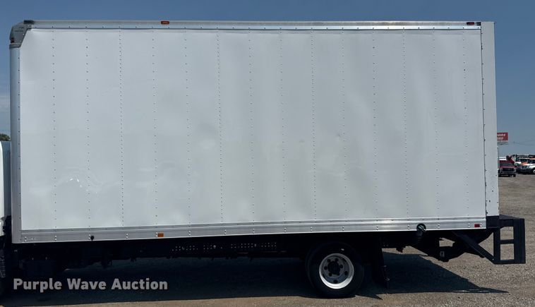 image for item EG6097 2014 Mitsubishi Fuso FE Duonic box truck