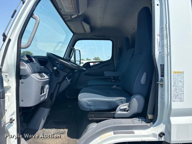 image for item EG6097 2014 Mitsubishi Fuso FE Duonic box truck