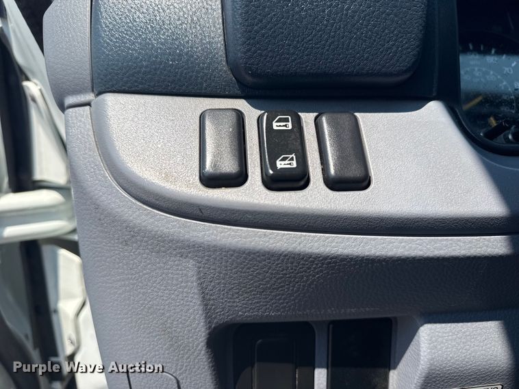 image for item EG6097 2014 Mitsubishi Fuso FE Duonic box truck