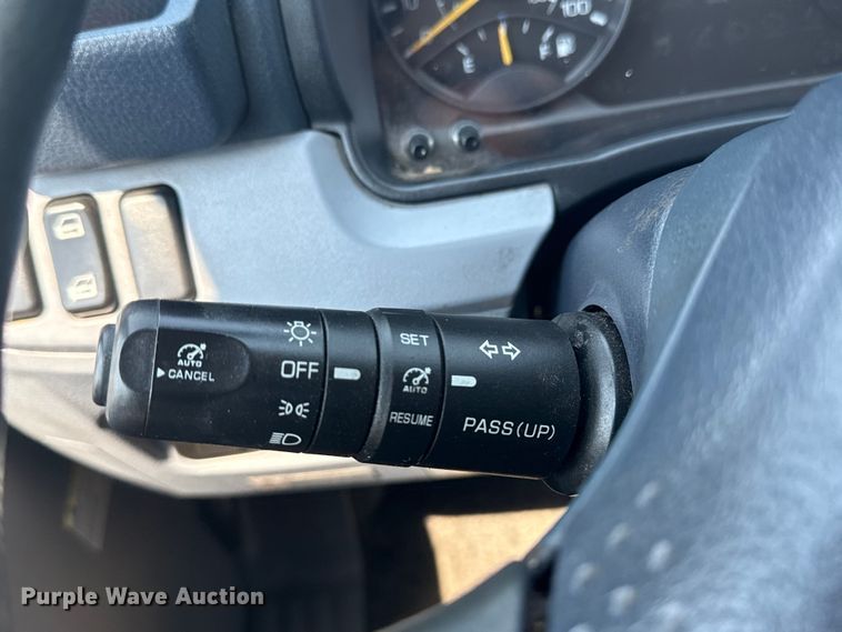 image for item EG6097 2014 Mitsubishi Fuso FE Duonic box truck