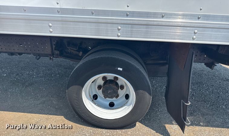 image for item EG6097 2014 Mitsubishi Fuso FE Duonic box truck