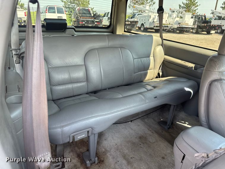 image for item EG6105 1999 Chevrolet Tahoe SUV